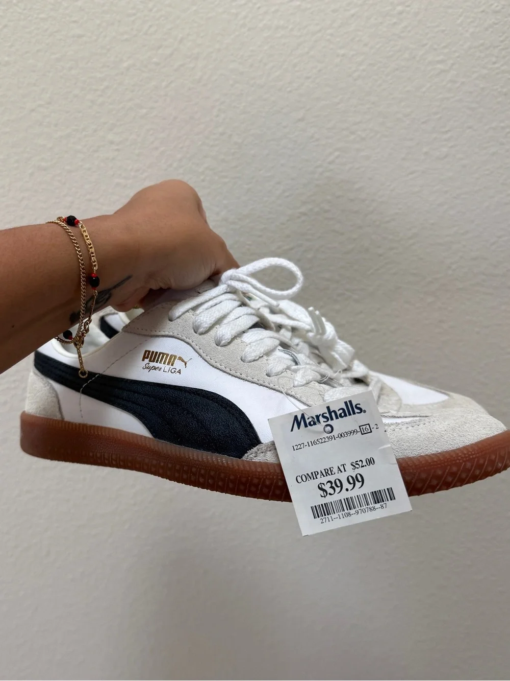NWT - Men’s Puma Liga Sneakers